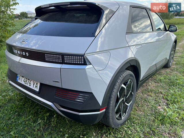Серый Хендай Ioniq 5, объемом двигателя 0 л и пробегом 27 тыс. км за 28700 $, фото 6 на Automoto.ua