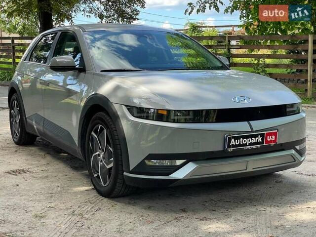 Серый Хендай Ioniq 5, объемом двигателя 0 л и пробегом 1 тыс. км за 37940 $, фото 3 на Automoto.ua