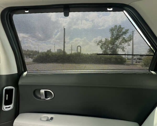 Сірий Хендай Ioniq 5, об'ємом двигуна 0 л та пробігом 13 тис. км за 33500 $, фото 33 на Automoto.ua