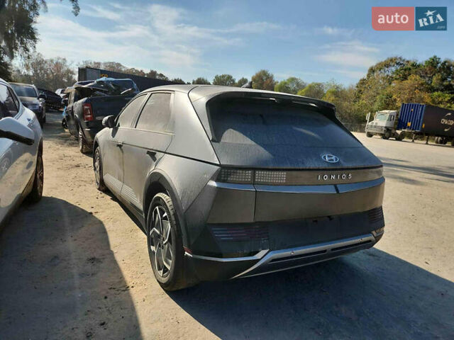 Серый Хендай Ioniq 5, объемом двигателя 0 л и пробегом 96 тыс. км за 17000 $, фото 3 на Automoto.ua