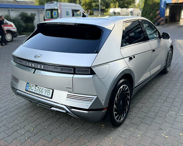 Серый Хендай Ioniq 5, объемом двигателя 0 л и пробегом 28 тыс. км за 31300 $, фото 20 на Automoto.ua