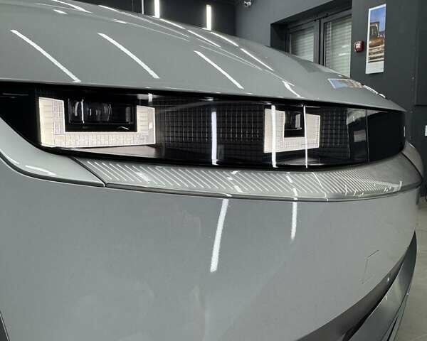 Серый Хендай Ioniq 5, объемом двигателя 0 л и пробегом 8 тыс. км за 27500 $, фото 46 на Automoto.ua