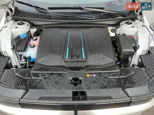 Серый Хендай Ioniq 5, объемом двигателя 0 л и пробегом 25 тыс. км за 10200 $, фото 10 на Automoto.ua