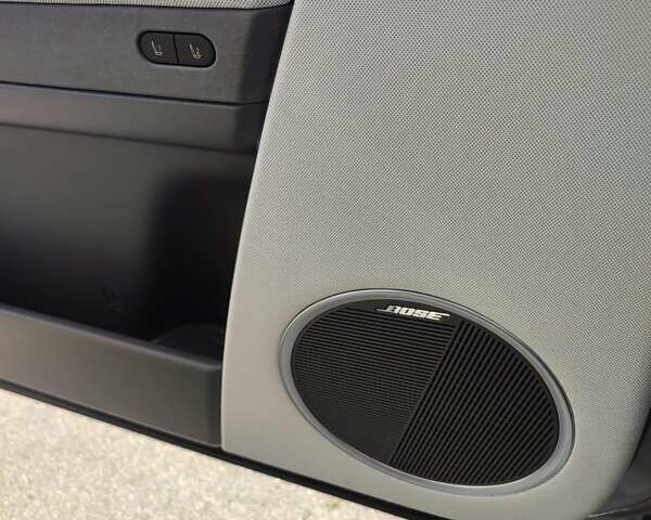 Серый Хендай Ioniq 5, объемом двигателя 0 л и пробегом 14 тыс. км за 36300 $, фото 12 на Automoto.ua