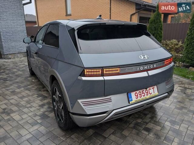 Серый Хендай Ioniq 5, объемом двигателя 0 л и пробегом 12 тыс. км за 29999 $, фото 16 на Automoto.ua