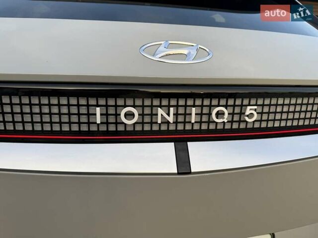 Серый Хендай Ioniq 5, объемом двигателя 0 л и пробегом 10 тыс. км за 30700 $, фото 46 на Automoto.ua