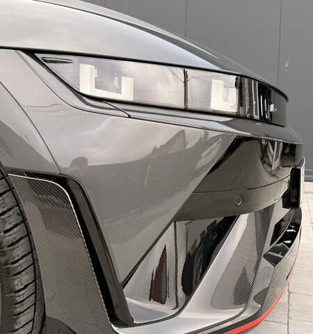 Серый Хендай Ioniq 5, объемом двигателя 0 л и пробегом 2 тыс. км за 40500 $, фото 12 на Automoto.ua
