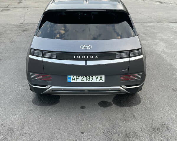 Серый Хендай Ioniq 5, объемом двигателя 0 л и пробегом 7 тыс. км за 30999 $, фото 28 на Automoto.ua