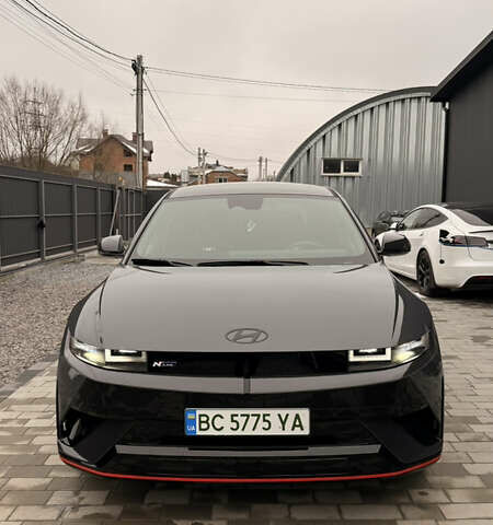 Сірий Хендай Ioniq 5, об'ємом двигуна 0 л та пробігом 3 тис. км за 39500 $, фото 4 на Automoto.ua