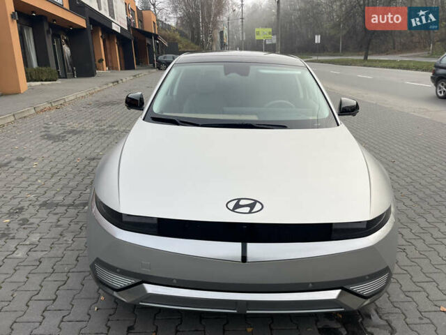 Сірий Хендай Ioniq 5, об'ємом двигуна 0 л та пробігом 7 тис. км за 32500 $, фото 2 на Automoto.ua