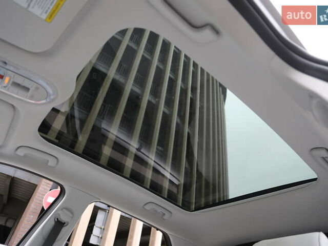 Сірий Хендай Ioniq 5, об'ємом двигуна 0 л та пробігом 14 тис. км за 33800 $, фото 25 на Automoto.ua