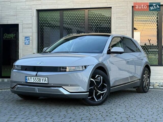 Серый Хендай Ioniq 5, объемом двигателя 0 л и пробегом 10 тыс. км за 30700 $, фото 2 на Automoto.ua