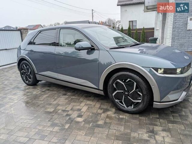 Серый Хендай Ioniq 5, объемом двигателя 0 л и пробегом 12 тыс. км за 29999 $, фото 8 на Automoto.ua