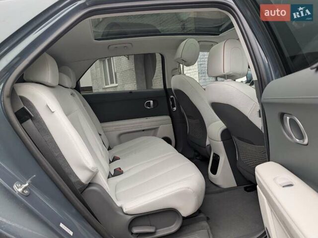 Серый Хендай Ioniq 5, объемом двигателя 0 л и пробегом 12 тыс. км за 29999 $, фото 24 на Automoto.ua