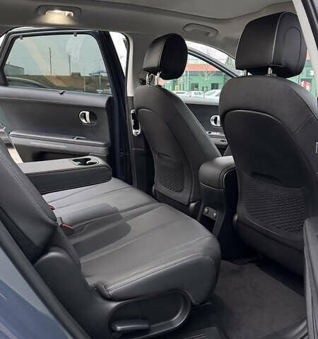 Сірий Хендай Ioniq 5, об'ємом двигуна 0 л та пробігом 9 тис. км за 31500 $, фото 11 на Automoto.ua