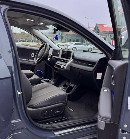 Сірий Хендай Ioniq 5, об'ємом двигуна 0 л та пробігом 9 тис. км за 31500 $, фото 10 на Automoto.ua