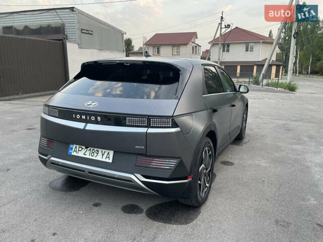 Серый Хендай Ioniq 5, объемом двигателя 0 л и пробегом 7 тыс. км за 30999 $, фото 23 на Automoto.ua