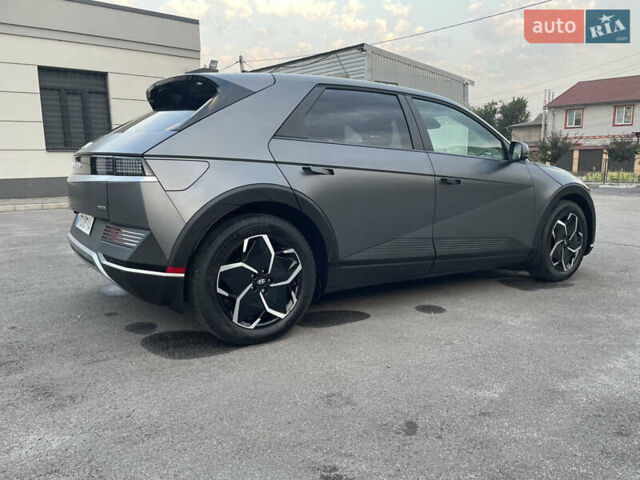 Серый Хендай Ioniq 5, объемом двигателя 0 л и пробегом 7 тыс. км за 30999 $, фото 18 на Automoto.ua