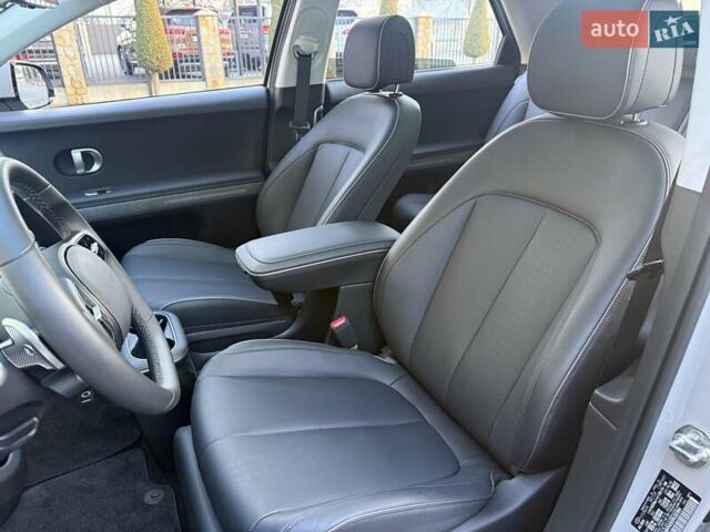 Серый Хендай Ioniq 5, объемом двигателя 0 л и пробегом 10 тыс. км за 30700 $, фото 16 на Automoto.ua