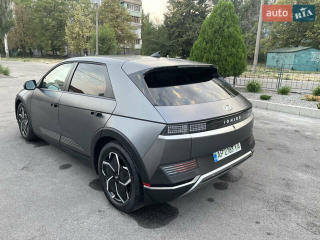Серый Хендай Ioniq 5, объемом двигателя 0 л и пробегом 7 тыс. км за 30999 $, фото 30 на Automoto.ua