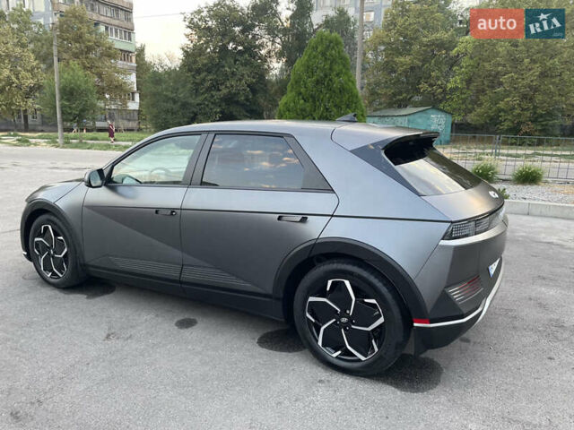Серый Хендай Ioniq 5, объемом двигателя 0 л и пробегом 7 тыс. км за 30999 $, фото 34 на Automoto.ua