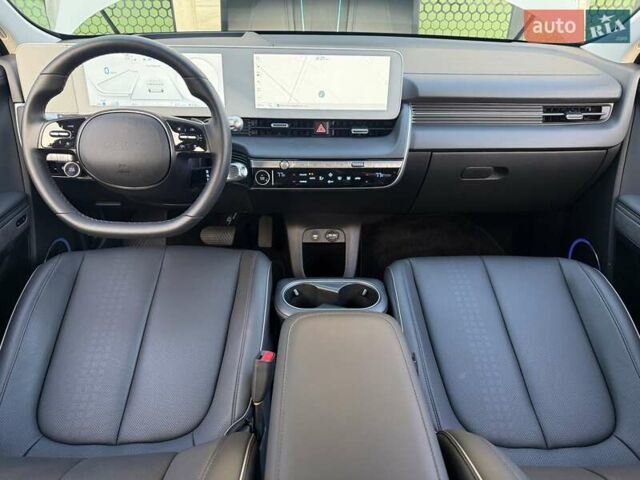 Серый Хендай Ioniq 5, объемом двигателя 0 л и пробегом 10 тыс. км за 30700 $, фото 11 на Automoto.ua