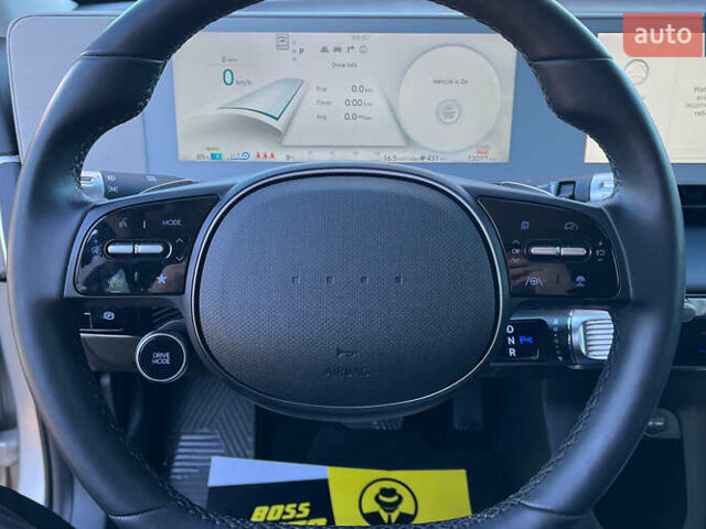 Серый Хендай Ioniq 5, объемом двигателя 0 л и пробегом 13 тыс. км за 27300 $, фото 9 на Automoto.ua