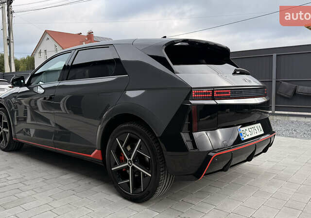 Серый Хендай Ioniq 5, объемом двигателя 0 л и пробегом 2 тыс. км за 40500 $, фото 7 на Automoto.ua