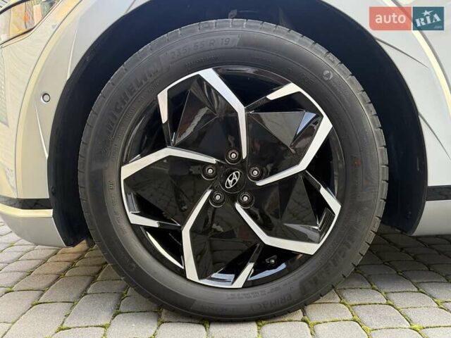 Серый Хендай Ioniq 5, объемом двигателя 0 л и пробегом 10 тыс. км за 30700 $, фото 45 на Automoto.ua
