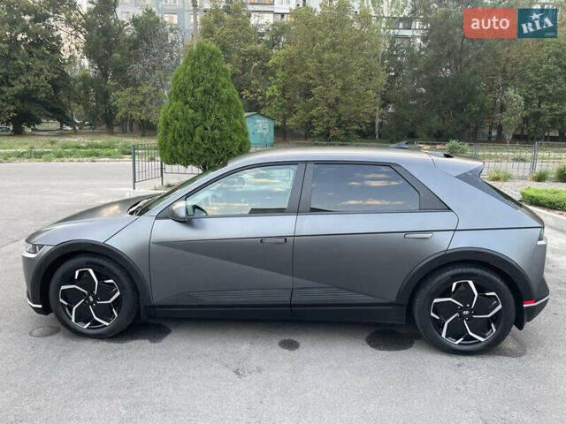 Серый Хендай Ioniq 5, объемом двигателя 0 л и пробегом 7 тыс. км за 30999 $, фото 38 на Automoto.ua