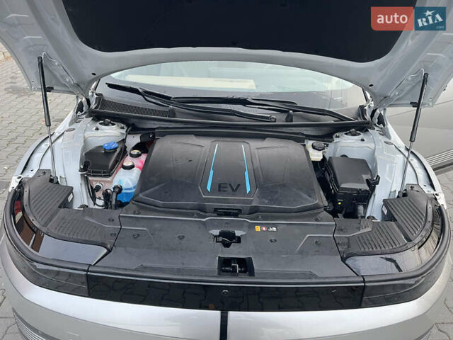 Сірий Хендай Ioniq 5, об'ємом двигуна 0 л та пробігом 7 тис. км за 32500 $, фото 32 на Automoto.ua
