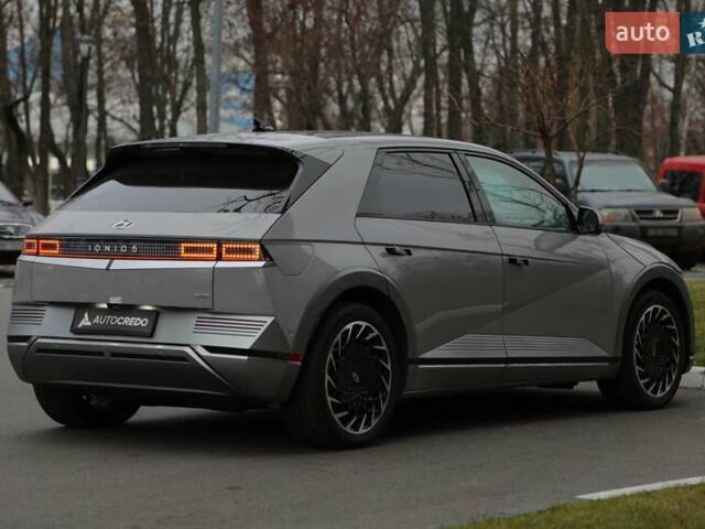 Сірий Хендай Ioniq 5, об'ємом двигуна 0 л та пробігом 14 тис. км за 33800 $, фото 3 на Automoto.ua