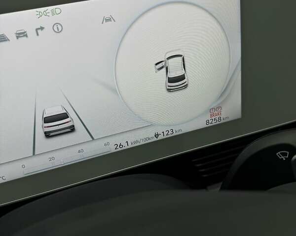 Серый Хендай Ioniq 5, объемом двигателя 0 л и пробегом 8 тыс. км за 27500 $, фото 7 на Automoto.ua