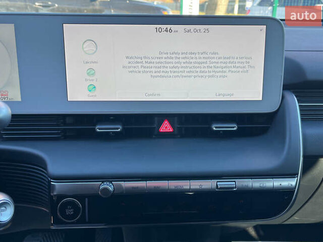 Серый Хендай Ioniq 5, объемом двигателя 0 л и пробегом 13 тыс. км за 27300 $, фото 10 на Automoto.ua