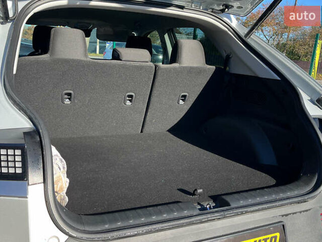 Серый Хендай Ioniq 5, объемом двигателя 0 л и пробегом 13 тыс. км за 27300 $, фото 24 на Automoto.ua