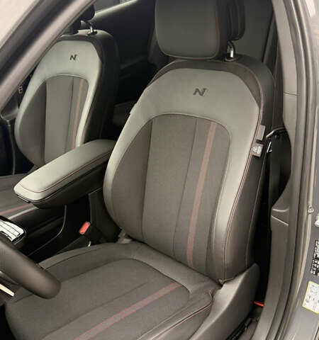 Серый Хендай Ioniq 5, объемом двигателя 0 л и пробегом 2 тыс. км за 40500 $, фото 36 на Automoto.ua