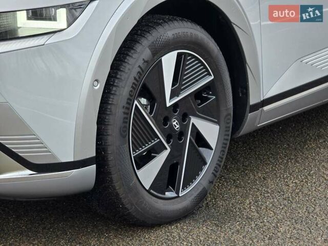 Сірий Хендай Ioniq 5, об'ємом двигуна 0 л та пробігом 1 тис. км за 47499 $, фото 21 на Automoto.ua