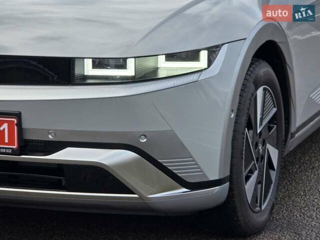 Сірий Хендай Ioniq 5, об'ємом двигуна 0 л та пробігом 1 тис. км за 47499 $, фото 16 на Automoto.ua