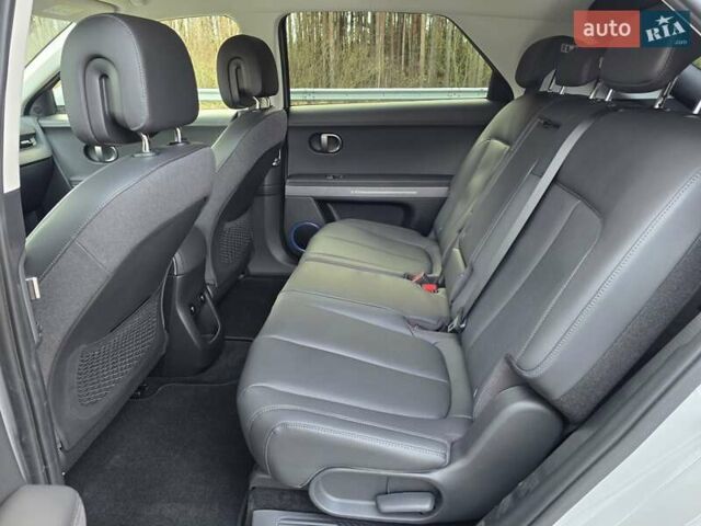 Сірий Хендай Ioniq 5, об'ємом двигуна 0 л та пробігом 1 тис. км за 47499 $, фото 66 на Automoto.ua