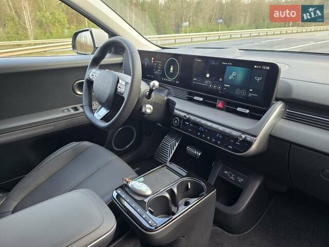 Сірий Хендай Ioniq 5, об'ємом двигуна 0 л та пробігом 1 тис. км за 47499 $, фото 88 на Automoto.ua