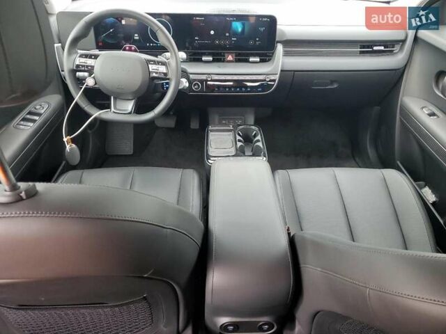 Серый Хендай Ioniq 5, объемом двигателя 0 л и пробегом 3 тыс. км за 11900 $, фото 7 на Automoto.ua