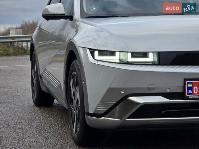Сірий Хендай Ioniq 5, об'ємом двигуна 0 л та пробігом 1 тис. км за 47499 $, фото 15 на Automoto.ua