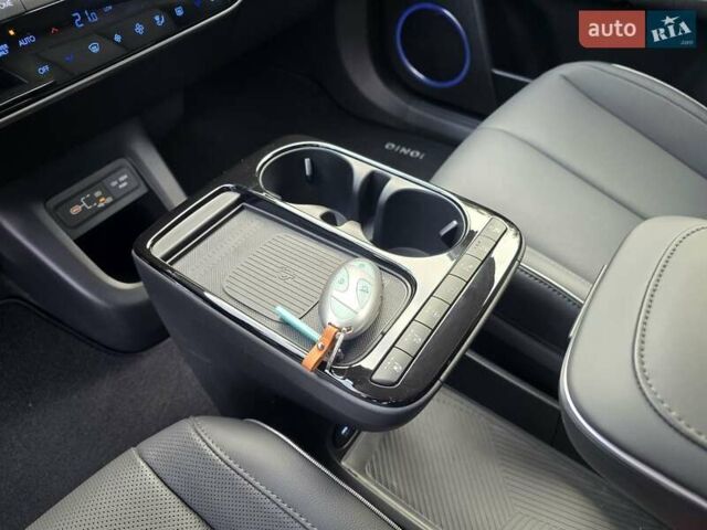 Сірий Хендай Ioniq 5, об'ємом двигуна 0 л та пробігом 1 тис. км за 47499 $, фото 62 на Automoto.ua
