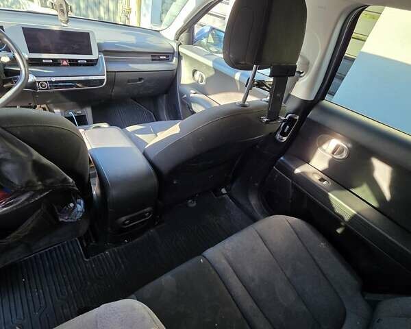 Синій Хендай Ioniq 5, об'ємом двигуна 0 л та пробігом 60 тис. км за 27800 $, фото 4 на Automoto.ua
