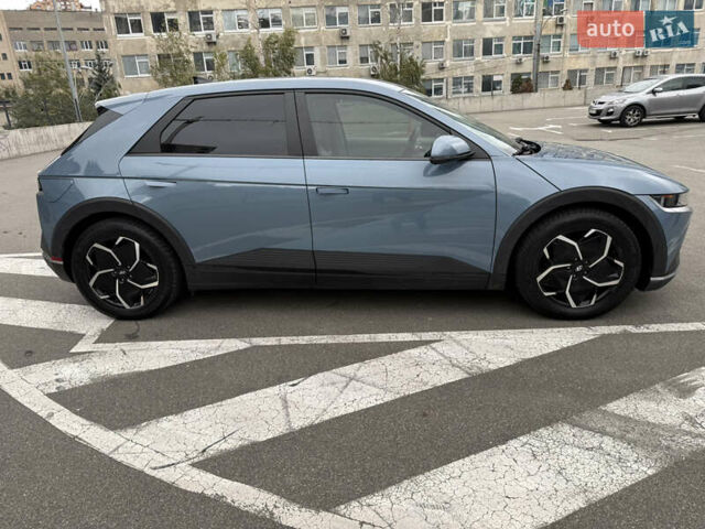 Синий Хендай Ioniq 5, объемом двигателя 0 л и пробегом 84 тыс. км за 23400 $, фото 2 на Automoto.ua