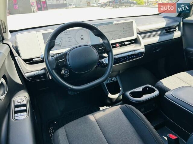 Синий Хендай Ioniq 5, объемом двигателя 0 л и пробегом 84 тыс. км за 22999 $, фото 17 на Automoto.ua