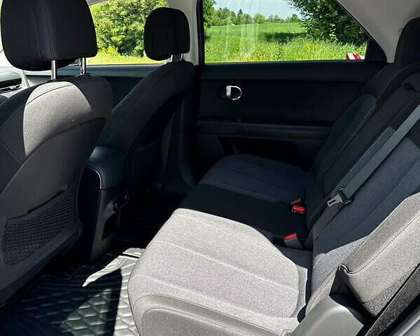 Хендай Ioniq 5 2022 в Тернополе на Automoto.ua Синий Хендай Ioniq 5, объемом двигателя 0 л и пробегом 77 тыс. км за 24800 $, фото 33 на Automoto.ua