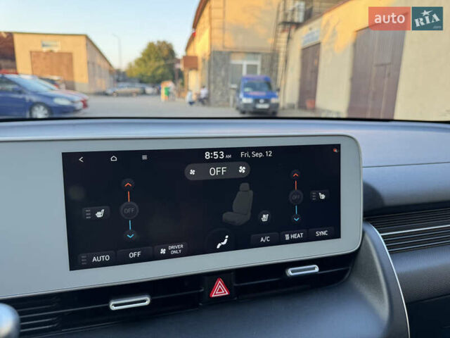Синий Хендай Ioniq 5, объемом двигателя 0 л и пробегом 139 тыс. км за 14700 $, фото 59 на Automoto.ua