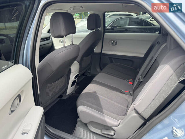 Синій Хендай Ioniq 5, об'ємом двигуна 0 л та пробігом 16 тис. км за 25200 $, фото 17 на Automoto.ua