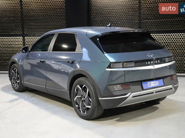 Синий Хендай Ioniq 5, объемом двигателя 0 л и пробегом 29 тыс. км за 23300 $, фото 6 на Automoto.ua